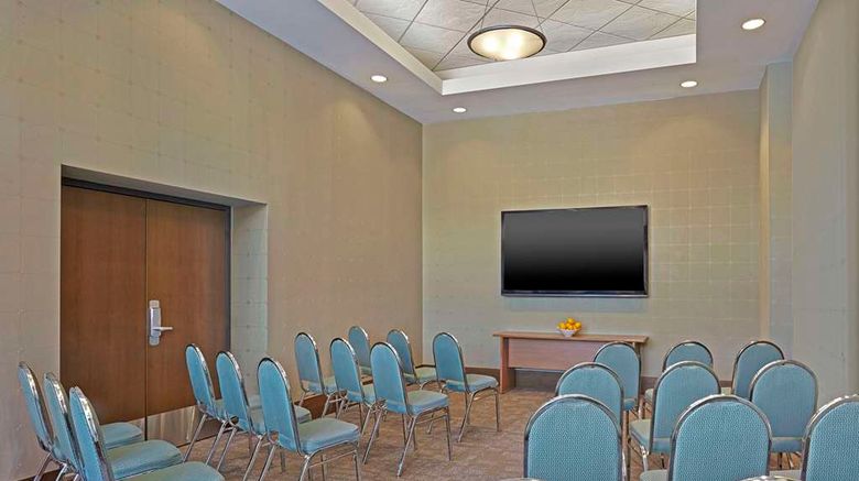 <b>Grand Park Hotel Vancouver Airport Meeting</b>. Images powered by <a href="https://iceportal.shijigroup.com/" title="IcePortal" target="_blank">IcePortal</a>.