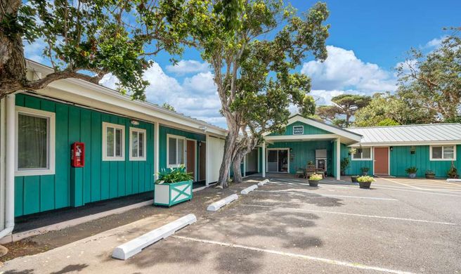 Waimea Country Lodge Exterior
