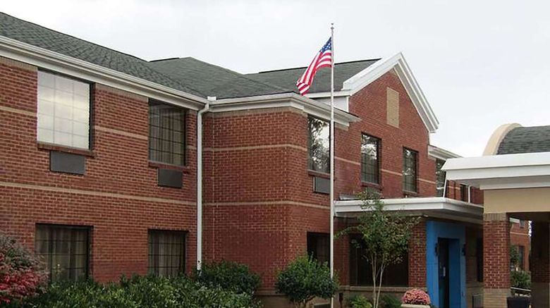 <b>Days Inn by Wyndham Cedartown Exterior</b>. Images powered by <a href="https://iceportal.shijigroup.com/" title="IcePortal" target="_blank">IcePortal</a>.