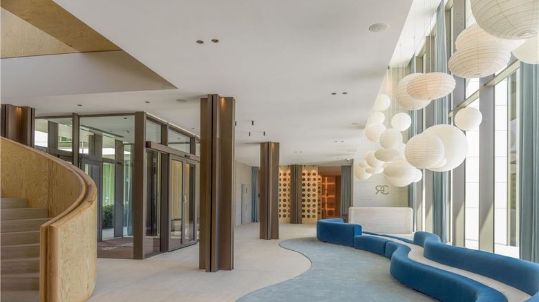 <b>Radisson Collection, The National Hotel Lobby</b>. Images powered by <a href="https://iceportal.shijigroup.com/" title="IcePortal" target="_blank">IcePortal</a>.