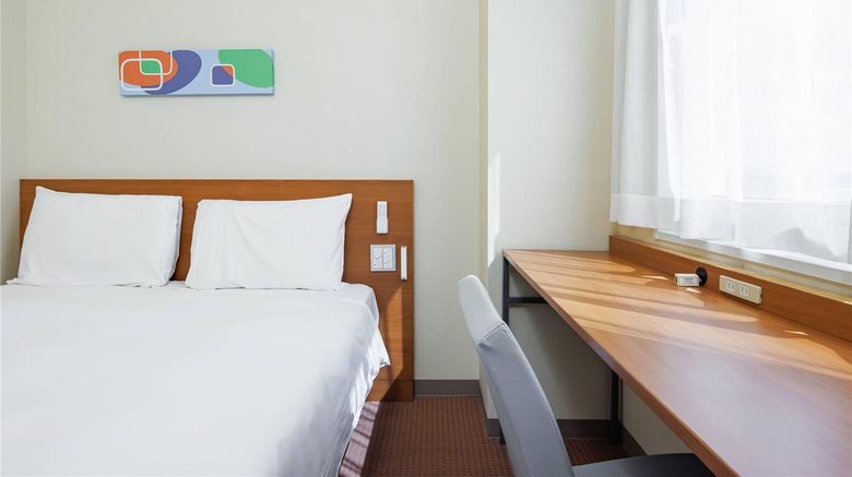 <b>Comfort Inn Chiba Hamano Room</b>. Images powered by <a href="https://iceportal.shijigroup.com/" title="IcePortal" target="_blank">IcePortal</a>.