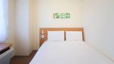 <b>Comfort Inn Munakata Room</b>. Images powered by <a href="https://iceportal.shijigroup.com/" title="IcePortal" target="_blank">IcePortal</a>.