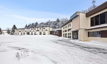 Econo Lodge Manistee
