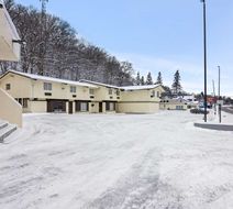 Econo Lodge Manistee Exterior
