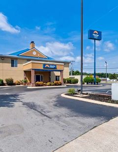 Suburban Studios Chattanooga NE