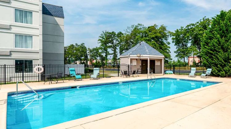 Sonesta Essential Atlantic City West Pool