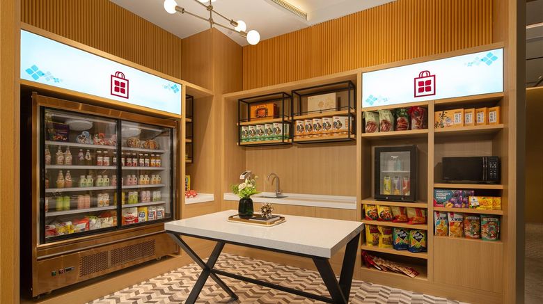 <b>Hilton Garden Inn Zhengzhou New Distr Restaurant</b>. Images powered by <a href="https://iceportal.shijigroup.com/" title="IcePortal" target="_blank">IcePortal</a>.