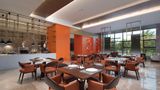 <b>DoubleTree Hilton Altay Fuyun Restaurant</b>. Images powered by <a href="https://iceportal.shijigroup.com/" title="IcePortal" target="_blank">IcePortal</a>.