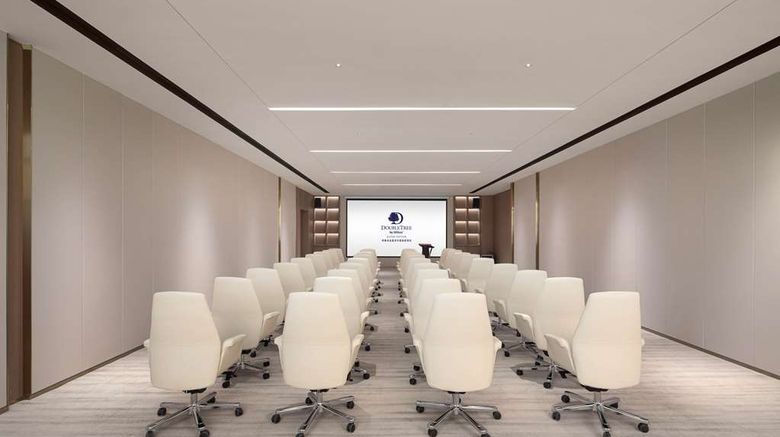 <b>DoubleTree Hilton Altay Fuyun Meeting</b>. Images powered by <a href="https://iceportal.shijigroup.com/" title="IcePortal" target="_blank">IcePortal</a>.