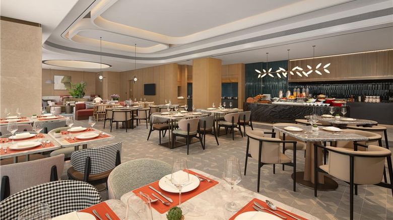 <b>Hilton Garden Inn Chengde High-Tech Zone Restaurant</b>. Images powered by <a href="https://iceportal.shijigroup.com/" title="IcePortal" target="_blank">IcePortal</a>.