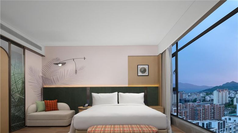 <b>Hilton Garden Inn Chengde High-Tech Zone Room</b>. Images powered by <a href="https://iceportal.shijigroup.com/" title="IcePortal" target="_blank">IcePortal</a>.