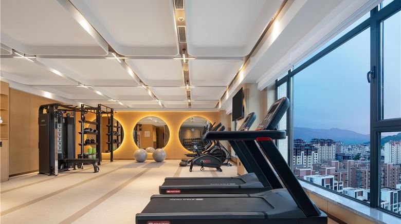 <b>Hilton Garden Inn Chengde High-Tech Zone Health</b>. Images powered by <a href="https://iceportal.shijigroup.com/" title="IcePortal" target="_blank">IcePortal</a>.
