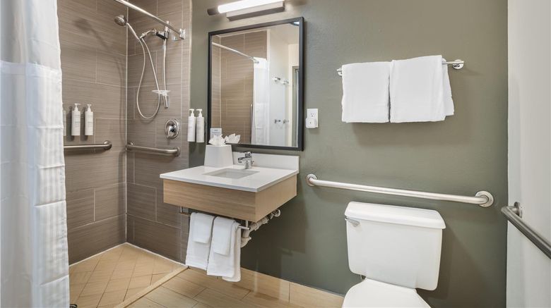 <b>Spark by Hilton Kannapolis Room</b>. Images powered by <a href="https://iceportal.shijigroup.com/" title="IcePortal" target="_blank">IcePortal</a>.