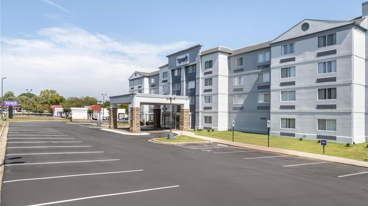 Spark by Hilton Kannapolis Exterior
