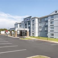 Spark by Hilton Kannapolis