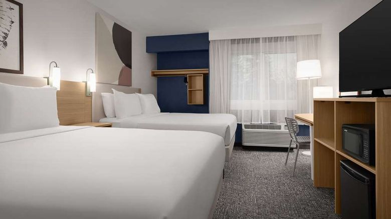 <b>Spark by Hilton San Jose Airport Room</b>. Images powered by <a href="https://iceportal.shijigroup.com/" title="IcePortal" target="_blank">IcePortal</a>.