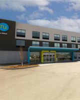 Tru by Hilton Hazleton