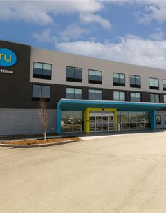 Tru by Hilton Hazleton