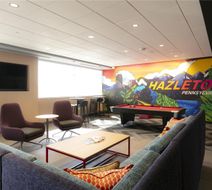 Tru by Hilton Hazleton Lobby