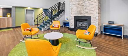 Spark by Hilton Woodbridge Lobby