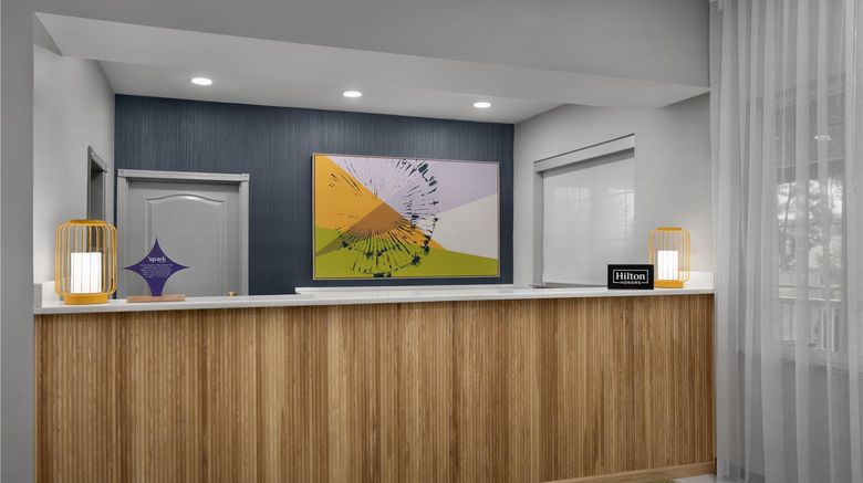 <b>Spark by Hilton Washington Meadowlands B Lobby</b>. Images powered by <a href="https://iceportal.shijigroup.com/" title="IcePortal" target="_blank">IcePortal</a>.