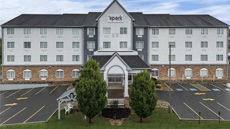 <b>Spark by Hilton Washington Meadowlands B Exterior</b>. Images powered by <a href="https://iceportal.shijigroup.com/" title="IcePortal" target="_blank">IcePortal</a>.