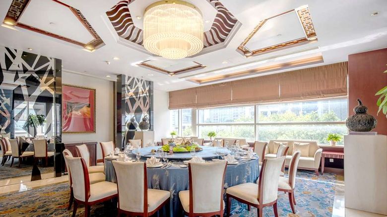 <b>Goethe Hotel Lakeview Restaurant</b>. Images powered by <a href="https://iceportal.shijigroup.com/" title="IcePortal" target="_blank">IcePortal</a>.