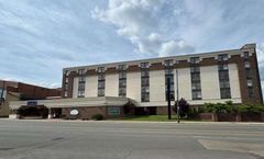 Quality Inn & Suites Downtown Mansfield