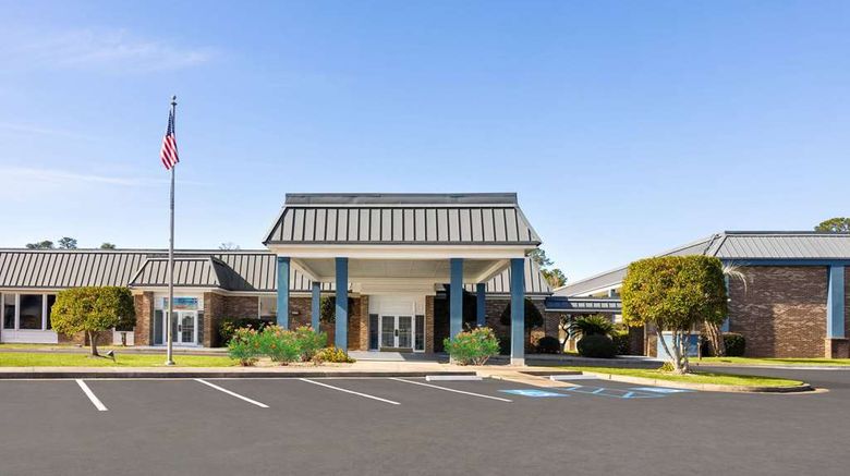 Days Inn by Wyndham near Ft. Stewart Exterior. Images powered by <a href="https://iceportal.shijigroup.com" target="_blank" rel="noopener">Ice Portal</a>.