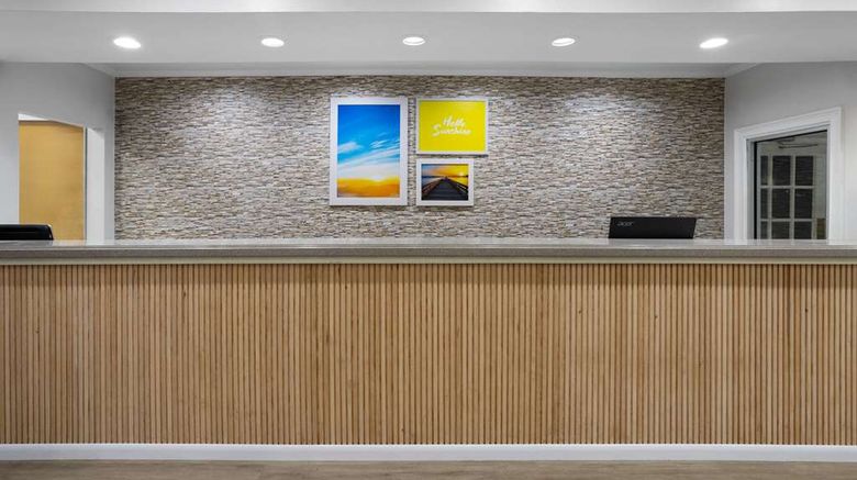 <b>Days Inn by Wyndham near Ft. Stewart Lobby</b>. Images powered by <a href="https://iceportal.shijigroup.com/" title="IcePortal" target="_blank">IcePortal</a>.