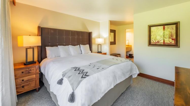 The Lodge at Ventana Canyon Room