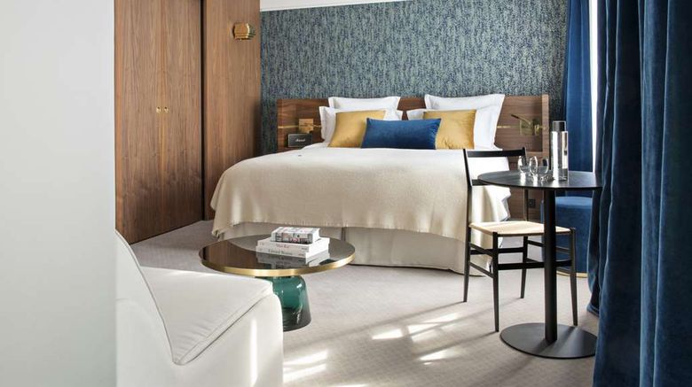 <b>Hotel Parister Room</b>. Images powered by <a href="https://iceportal.shijigroup.com/" title="IcePortal" target="_blank">IcePortal</a>.