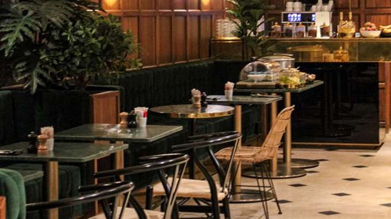 <b>Hotel Parister Restaurant</b>. Images powered by <a href="https://iceportal.shijigroup.com/" title="IcePortal" target="_blank">IcePortal</a>.