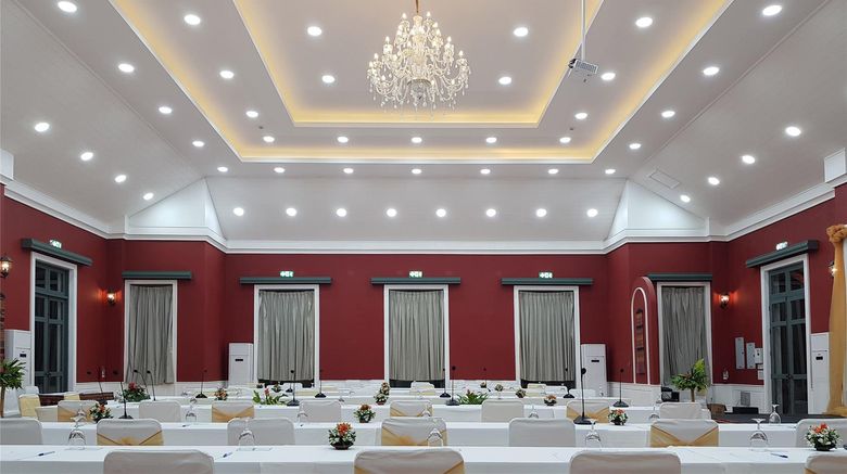 <b>The Grand Luang Prabang Hotel & Resort Meeting</b>. Images powered by <a href="https://iceportal.shijigroup.com/" title="IcePortal" target="_blank">IcePortal</a>.