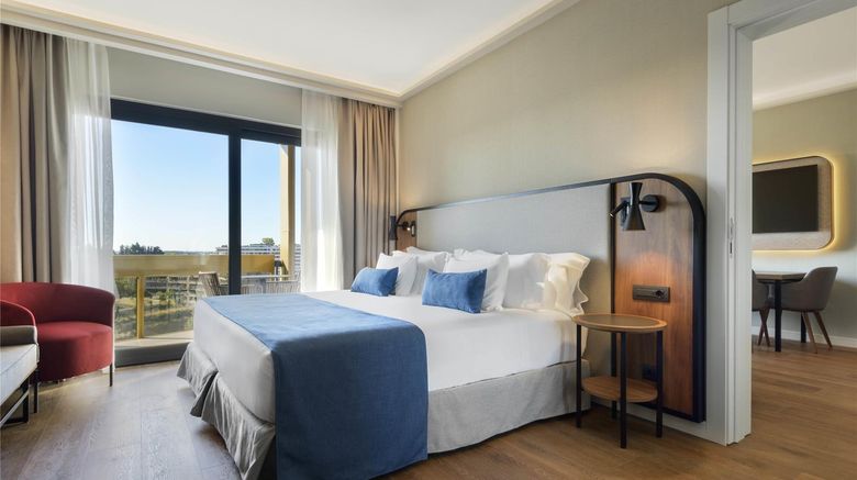 <b>Wyndham Rome Midas Suite</b>. Images powered by <a href="https://iceportal.shijigroup.com/" title="IcePortal" target="_blank">IcePortal</a>.