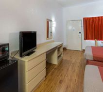 Americas Best Value Inn Humble Room