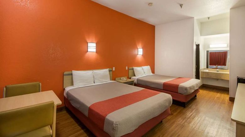 <b>Americas Best Value Inn Humble Room</b>. Images powered by <a href="https://iceportal.shijigroup.com/" title="IcePortal" target="_blank">IcePortal</a>.