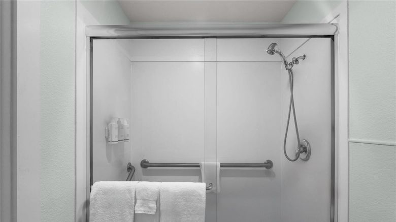<b>Super 8 by Wyndham Florence Room</b>. Images powered by <a href="https://iceportal.shijigroup.com/" title="IcePortal" target="_blank">IcePortal</a>.