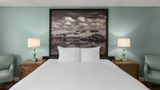 <b>Super 8 by Wyndham Florence Room</b>. Images powered by <a href="https://iceportal.shijigroup.com/" title="IcePortal" target="_blank">IcePortal</a>.
