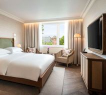 Brunfels Hotel Room