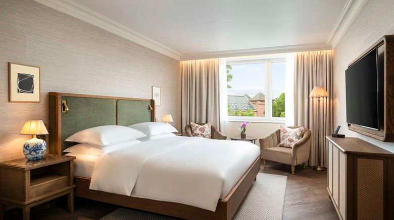 <b>Brunfels Hotel Room</b>. Images powered by <a href="https://iceportal.shijigroup.com/" title="IcePortal" target="_blank">IcePortal</a>.