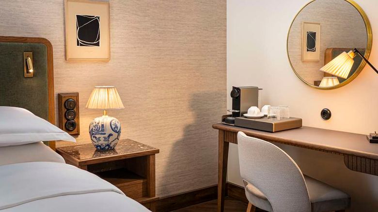 <b>Brunfels Hotel Room</b>. Images powered by <a href="https://iceportal.shijigroup.com/" title="IcePortal" target="_blank">IcePortal</a>.