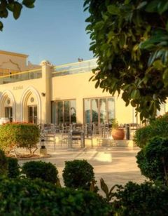 Grand Tala Bay Resort