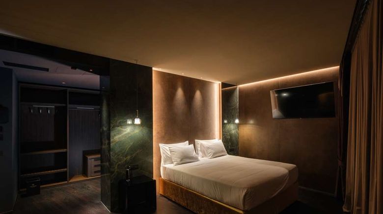 <b>Touring Hotel Suite</b>. Images powered by <a href="https://iceportal.shijigroup.com/" title="IcePortal" target="_blank">IcePortal</a>.