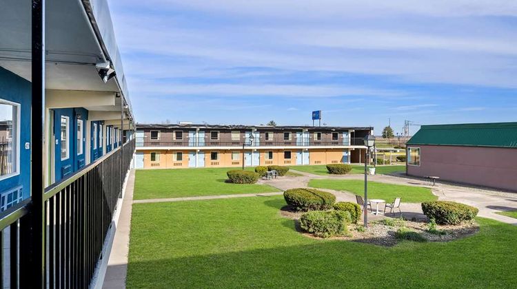 Americas Best Value Inn Danville Exterior