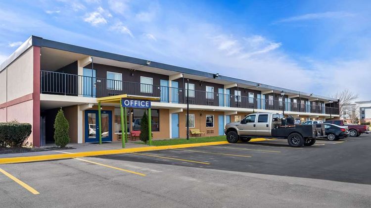 Americas Best Value Inn Danville Exterior