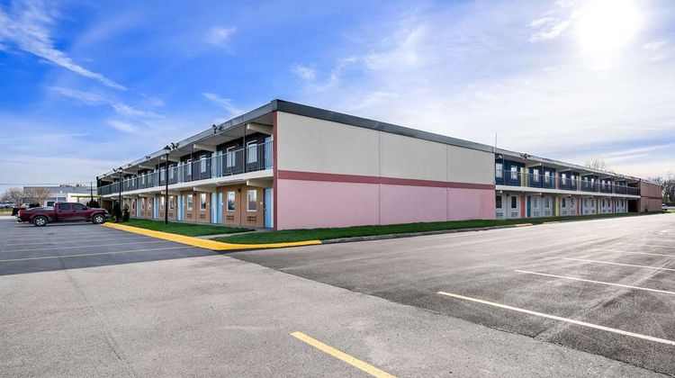 Americas Best Value Inn Danville Exterior