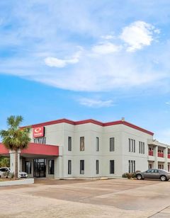 Econo Lodge Inn & Suites