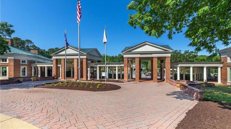 Hilton Vacation Club Greensprings Exterior. Images powered by <a href="https://iceportal.shijigroup.com" target="_blank" rel="noopener">Ice Portal</a>.