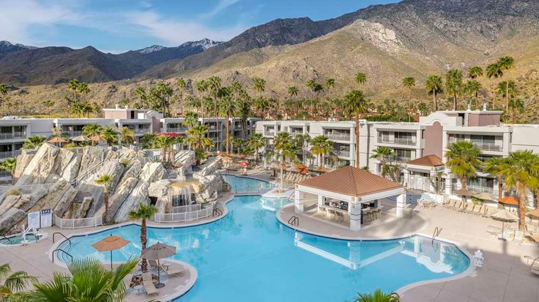 <b>Hilton Vacation Club Palm Canyon Pool</b>. Images powered by <a href="https://iceportal.shijigroup.com/" title="IcePortal" target="_blank">IcePortal</a>.